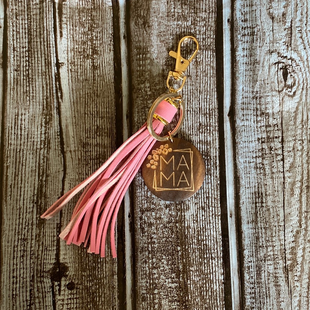 NEW MAMA TASSEL KEYCHAIN